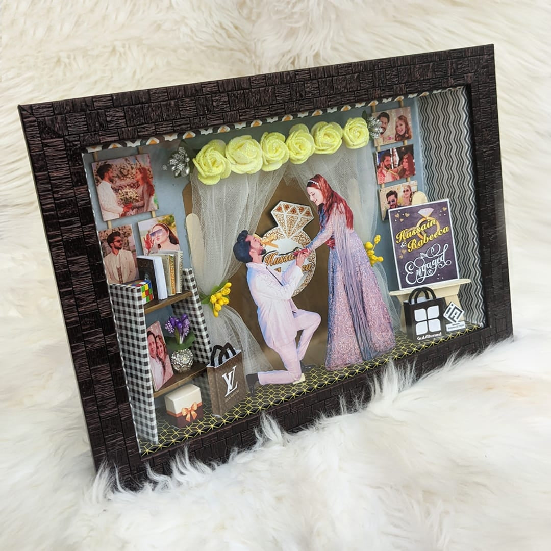 photo frame, photo frame design, customized photo frames pakistan, led light photo frame, wedding photo frame, custom made photo frame