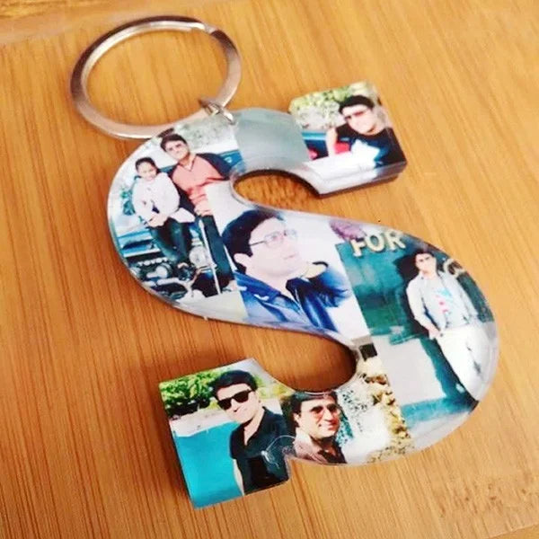 custom keychains, customized keychain pakistan, custom silicone keychains, custom couple keychains, metal keychains