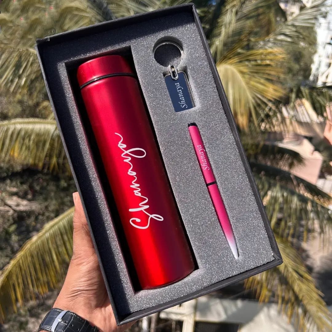 custom water bottles, custom bottled water, name water bottles, name bottles, customize name bottles, custom pens, custom keychains