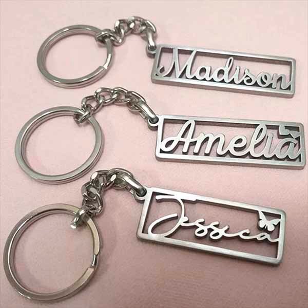 custom keychains, customized keychain pakistan, custom silicone keychains, custom couple keychains, metal keychains