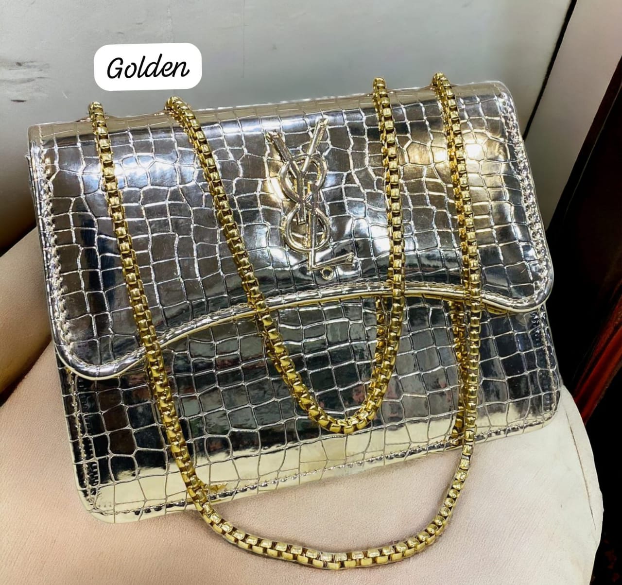 YSL hand bags, hand bags for girls, hand bags for women, ladies bags in Pakistan, branded bags, branded hand bag, gift bags
