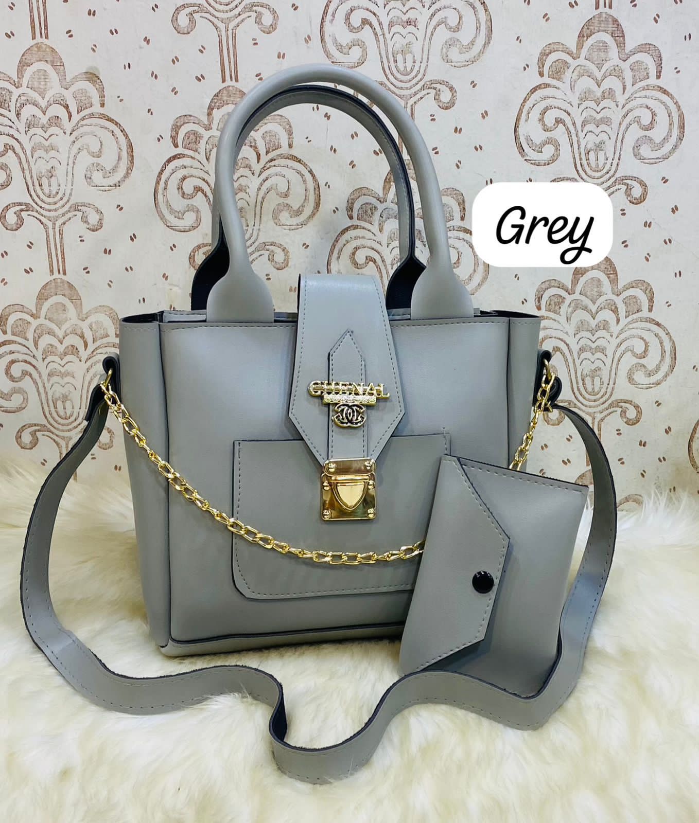 chanel hand bags, hand bags for girls, hand bags for women, ladies bags in Pakistan, branded bags, branded hand bag, gift bags